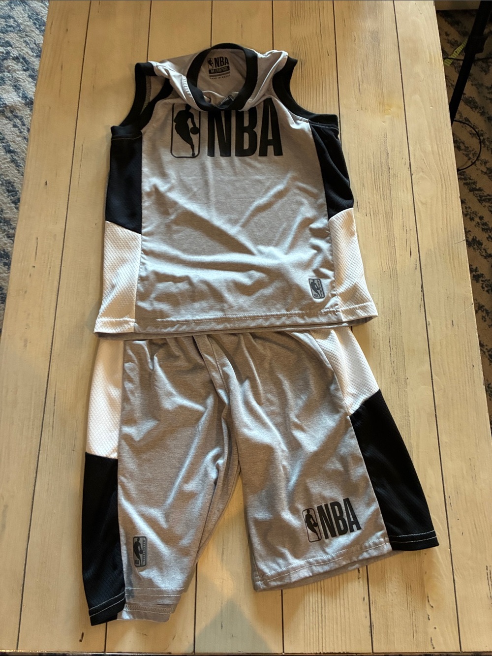 NBA Gray, Black & White Boys' Sleeveless Hoodie and Shorts Set